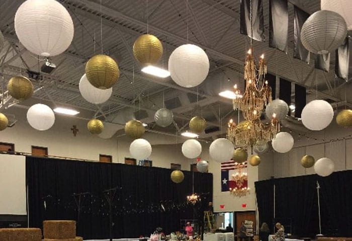 Ceiling displays at a industry event hung with ceiling hanging solutions from Ceiling Outfitters